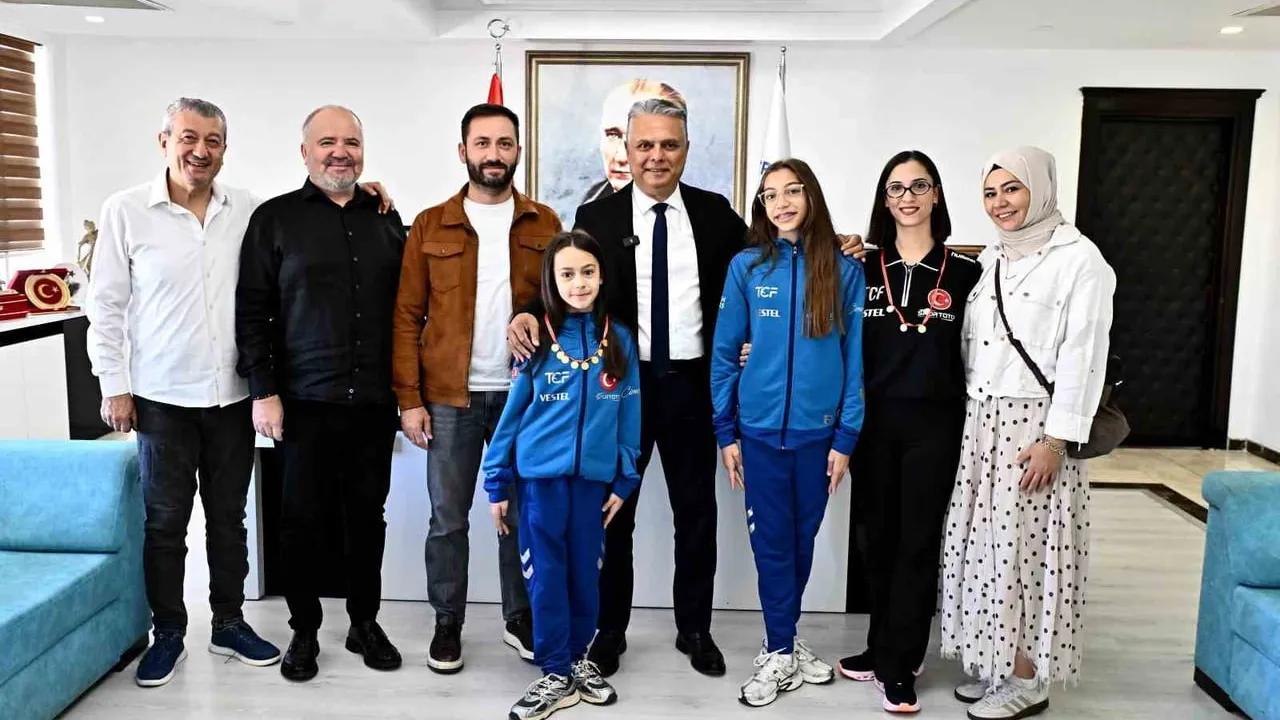Muratpaşa'nın iki şampiyonu: Şahin kardeşlerin Balkan zaferi