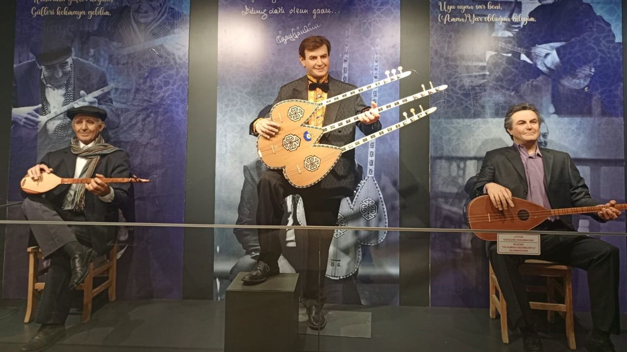 Müzede Özay Gönlüm'ün müzik mirası izleyiciyle buluşuyor