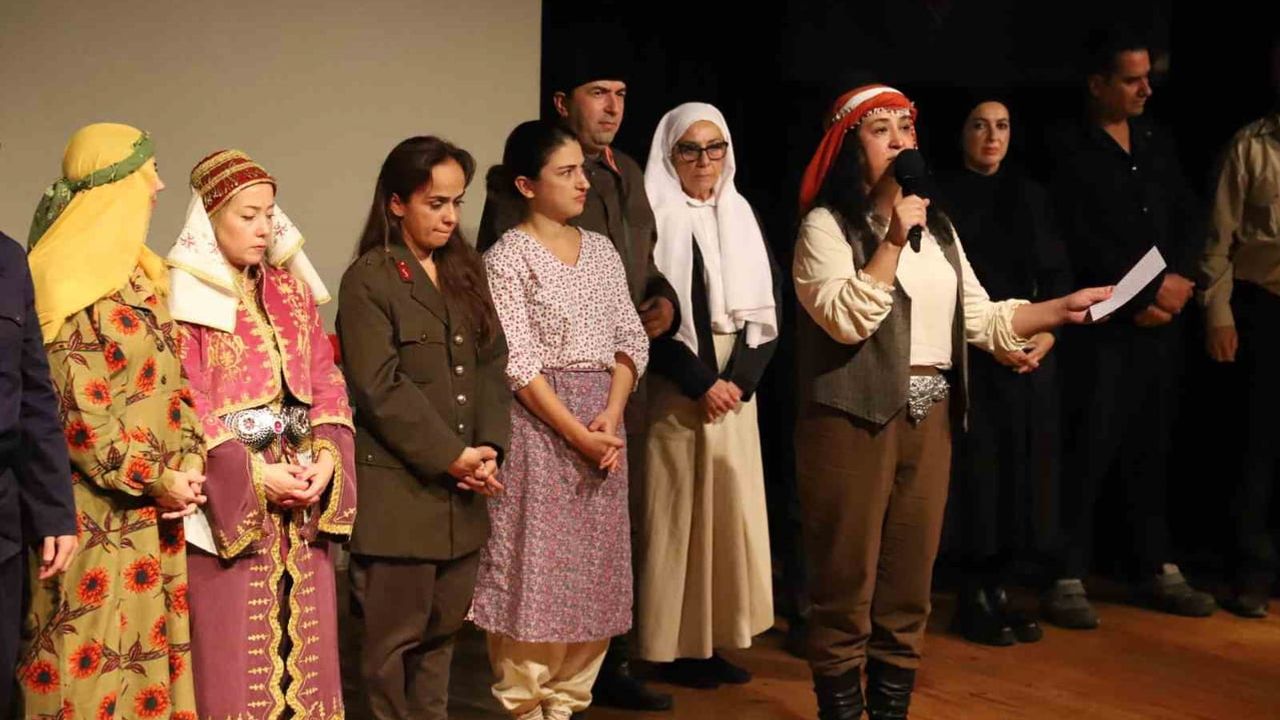 Nazilli'de tiyatro sahnesinde unutulmaz kadın portreleri: 'Abide-i Aşk':