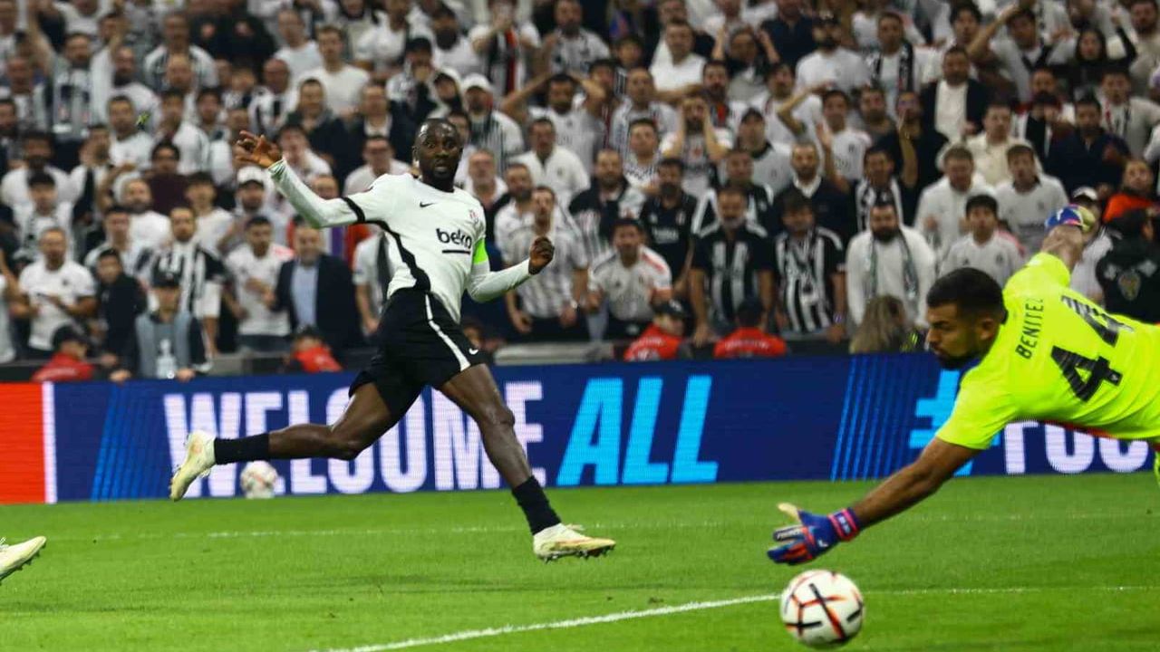 Ndidi'den avrupa'da ilk gol, Beşiktaş evinde 2-2 berabere kaldı