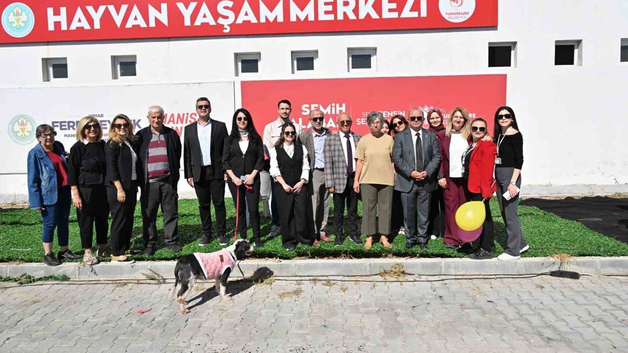 Nesiller Manisa'da hayvan yaşam merkezinde bir araya geldi