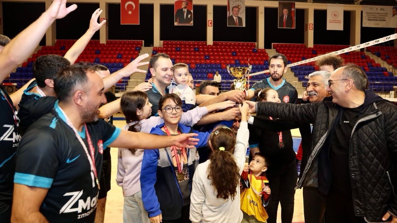 Niğde'de Niva üstünlüğü: kamu spor oyunlarında voleybolun şampiyonu belli oldu