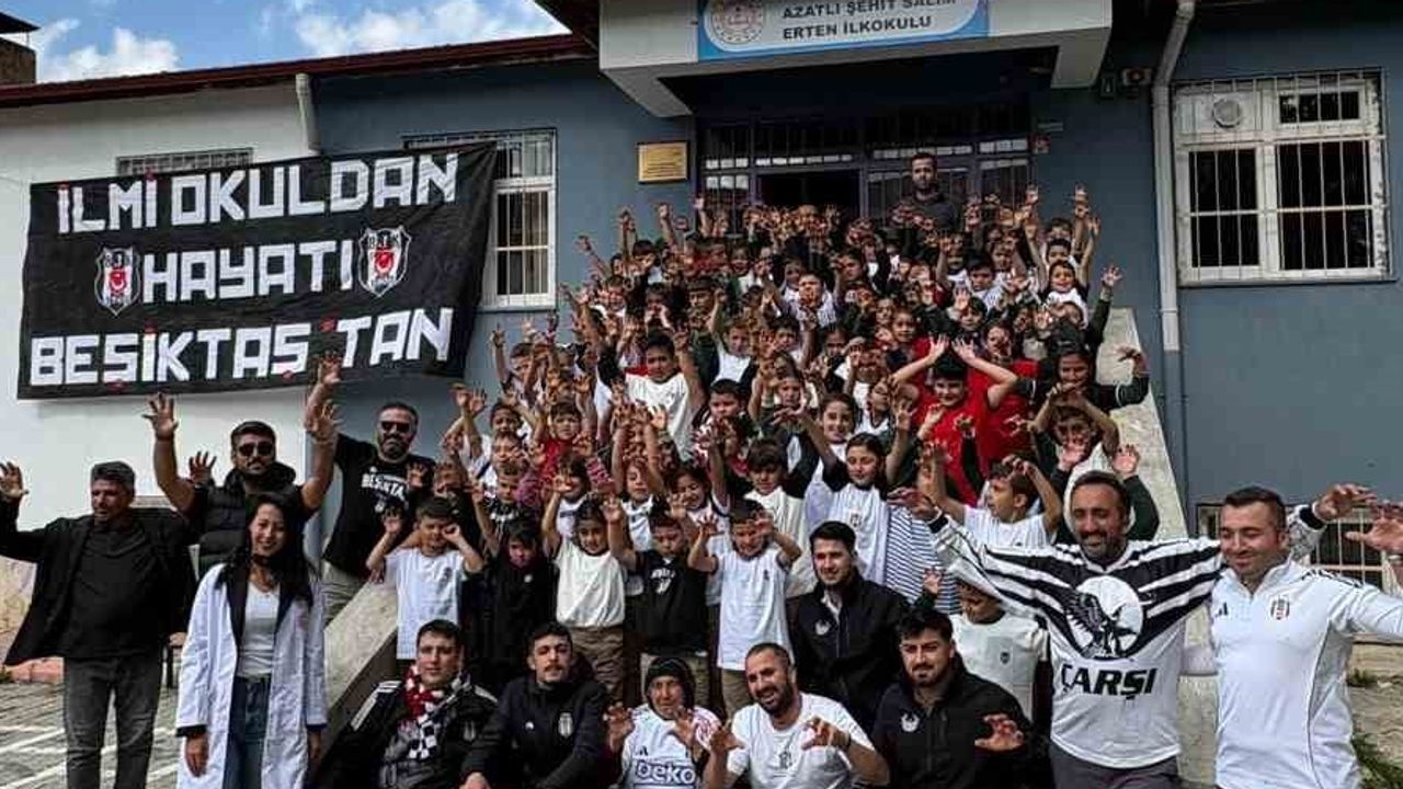 Niğde'de taraftar dayanışması: öğrenciler kırtasiye ve lisanslı Beşiktaş formasıyla sevindi