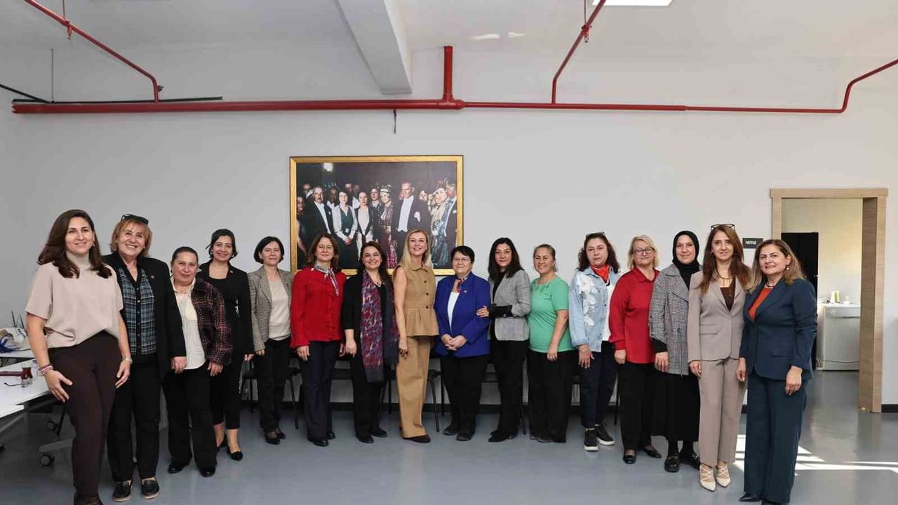 Nilüfer’de kadın muhtarlar güç ve dayanışmayı konuştu
