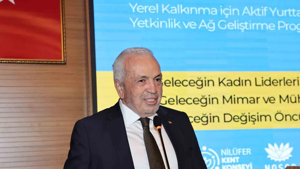 Nilüfer'de ortak akılla genç liderlik eğitimi başladı