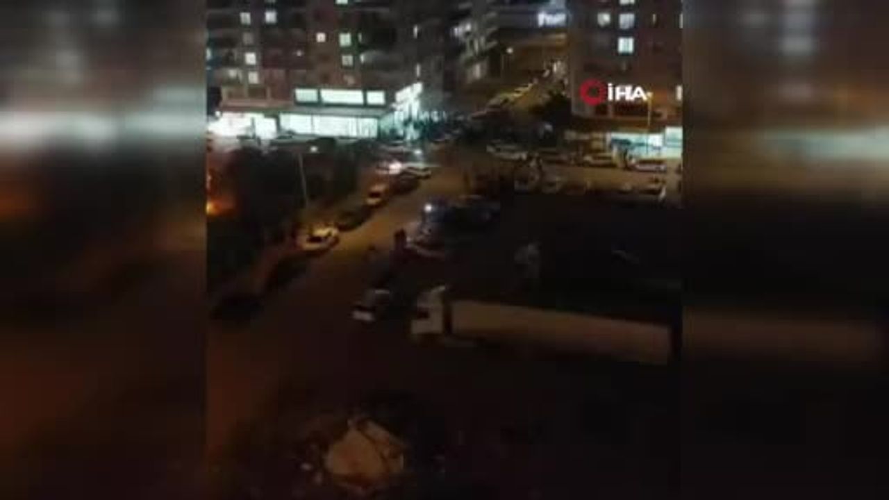 Nişan töreninde tartışma büyüdü: salonda tekmeli yumruklu kavga kamerada