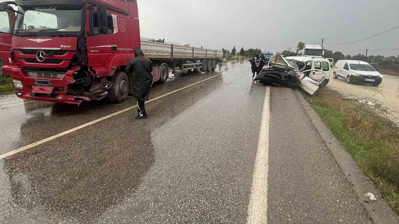 Ödemiş Yeniköy'de hatalı sollama bir yolcunun yaşamını yitirmesine neden oldu