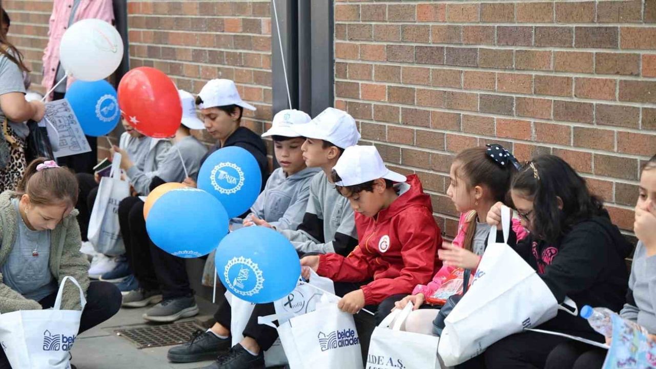Öğrenciler Kocaeli kitap fuarında keşif ve okuma heyecanı