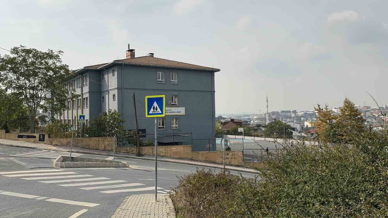Okul adına yapılan sahte paylaşım paniğe yol açtı: iki çocuk gözaltında