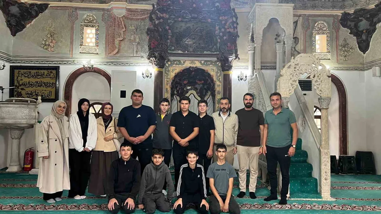 Okul bahçesinden başlayan çevre hassasiyeti Koçarlı'da örnek oldu