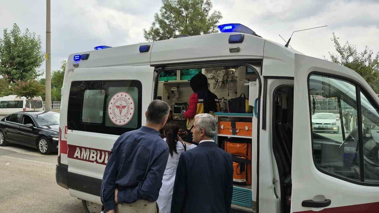 Okul çıkışı kaza: 12 yaşındaki öğrenci motosikletle çarpıştı