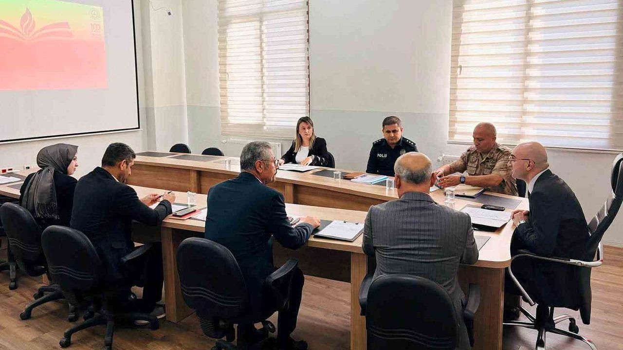 Okul güvenliğini güçlendirmek için Araban'da kurumlar bir araya geldi