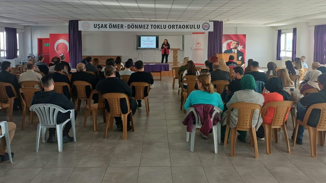 Okul kantinlerinde hijyen seferberliği: Uşak'ta işletmecilere eğitim