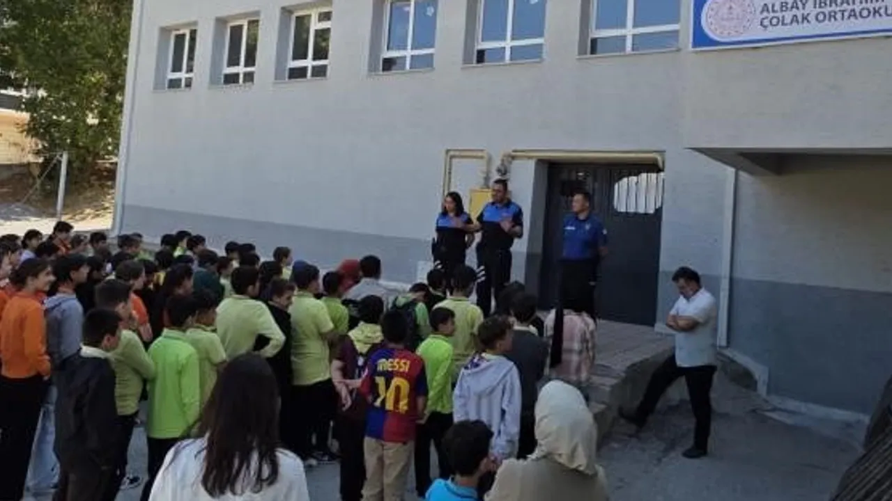 Okulda güvenlik bilinci: 138 öğrenciye polis rehberliğinde eğitim
