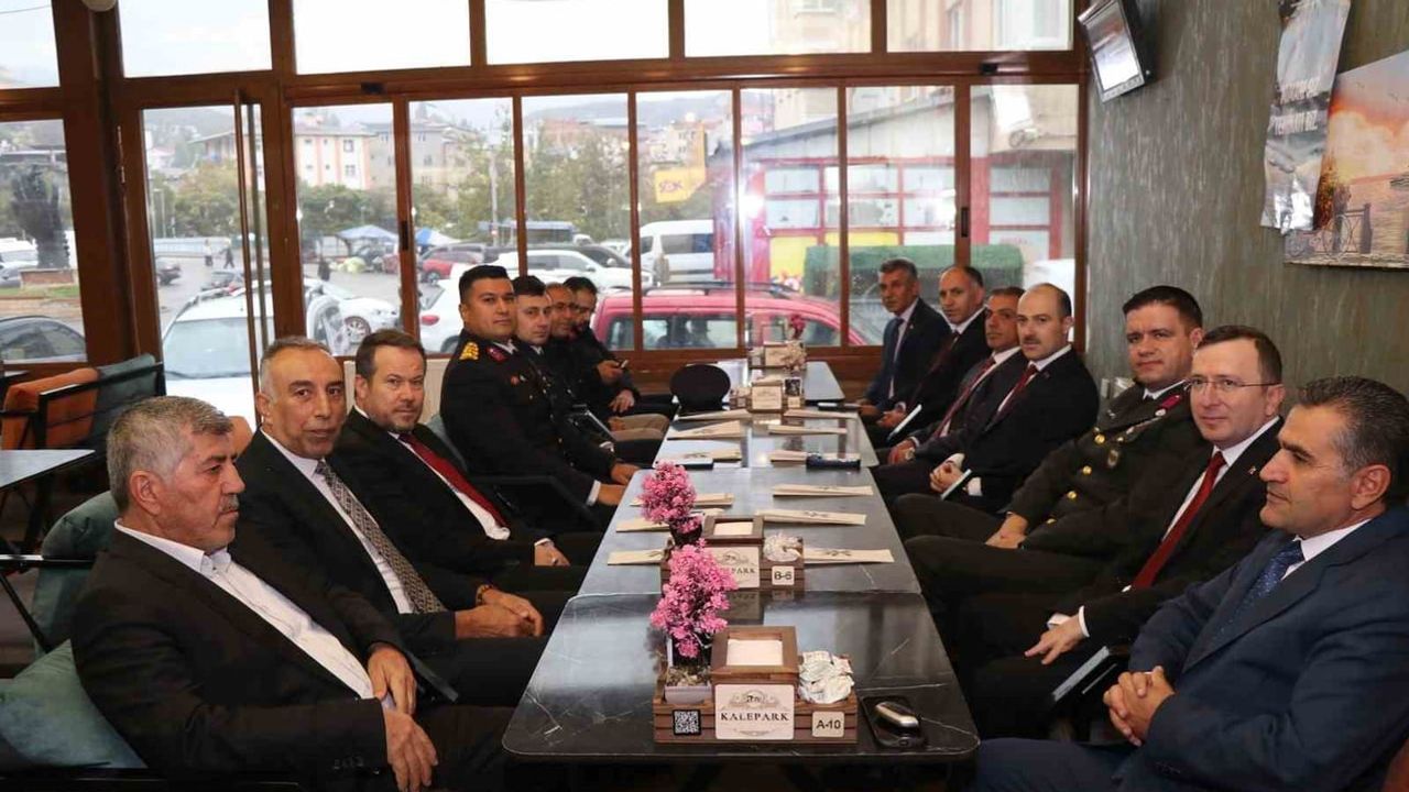 Oltu'da işletmeden anlamlı destek: bir günlük kazanç Mehmetçik Vakfı'na