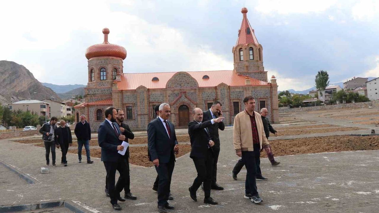 Oltu'da tarihi yapıda Uyumayan Kütüphane dönüşümü için yerinde inceleme