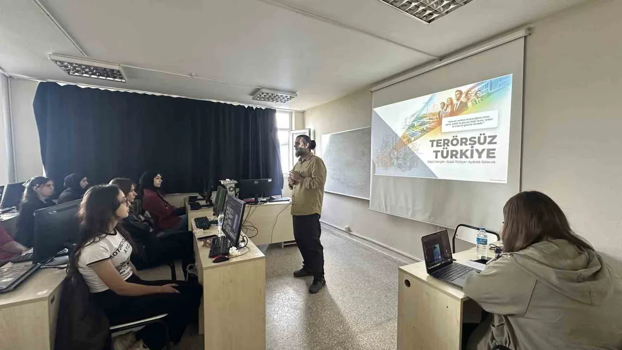 Omü'de yeni dönem: gençlerle terörsüz Türkiye üzerine dersler