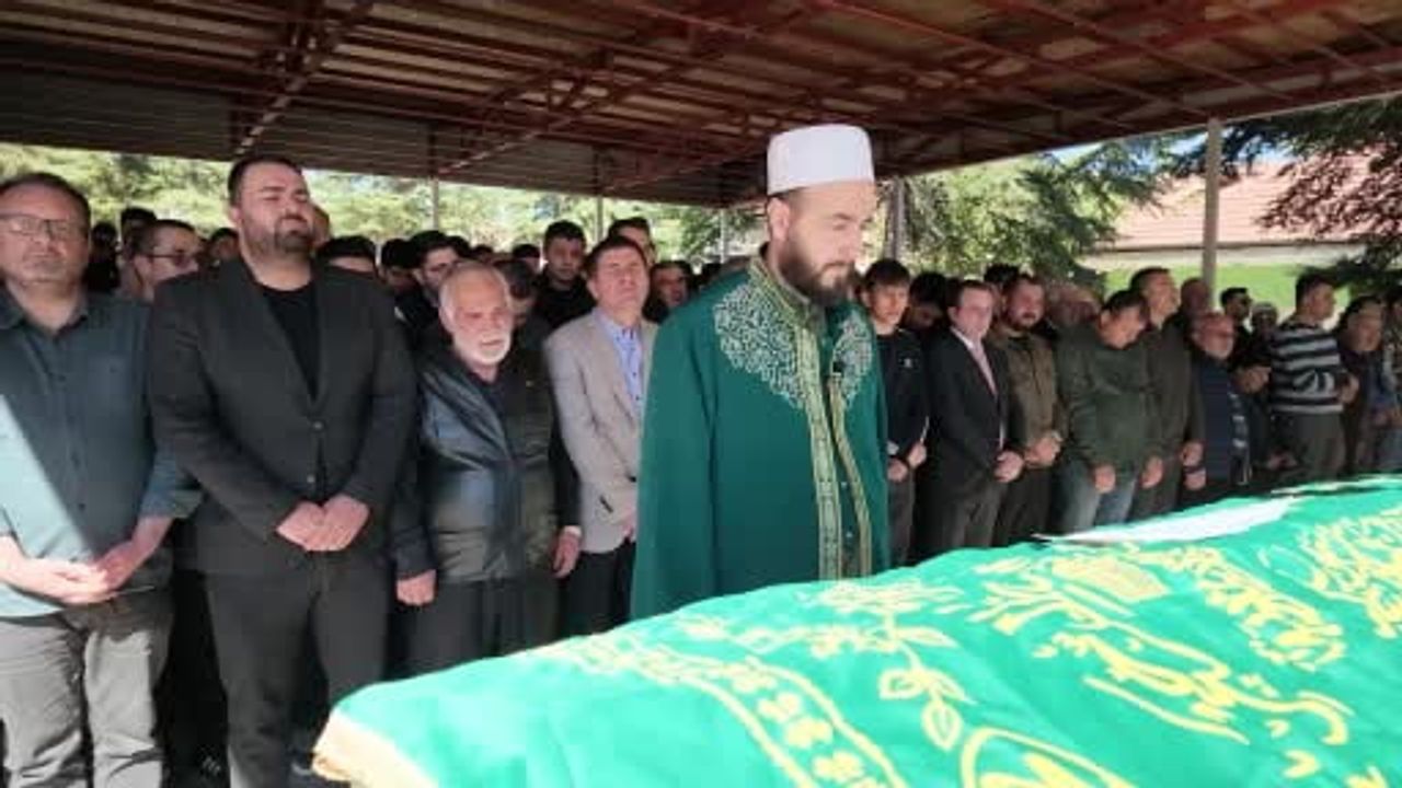 On yıl sonra aynı şehirde bir acı daha: şehit polisin kardeşi trafik kazasında hayatını kaybetti