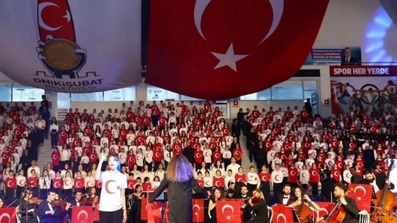 Onikişubat’ta bin 300 öğrenci cumhuriyet için tek sahnede buluşuyor