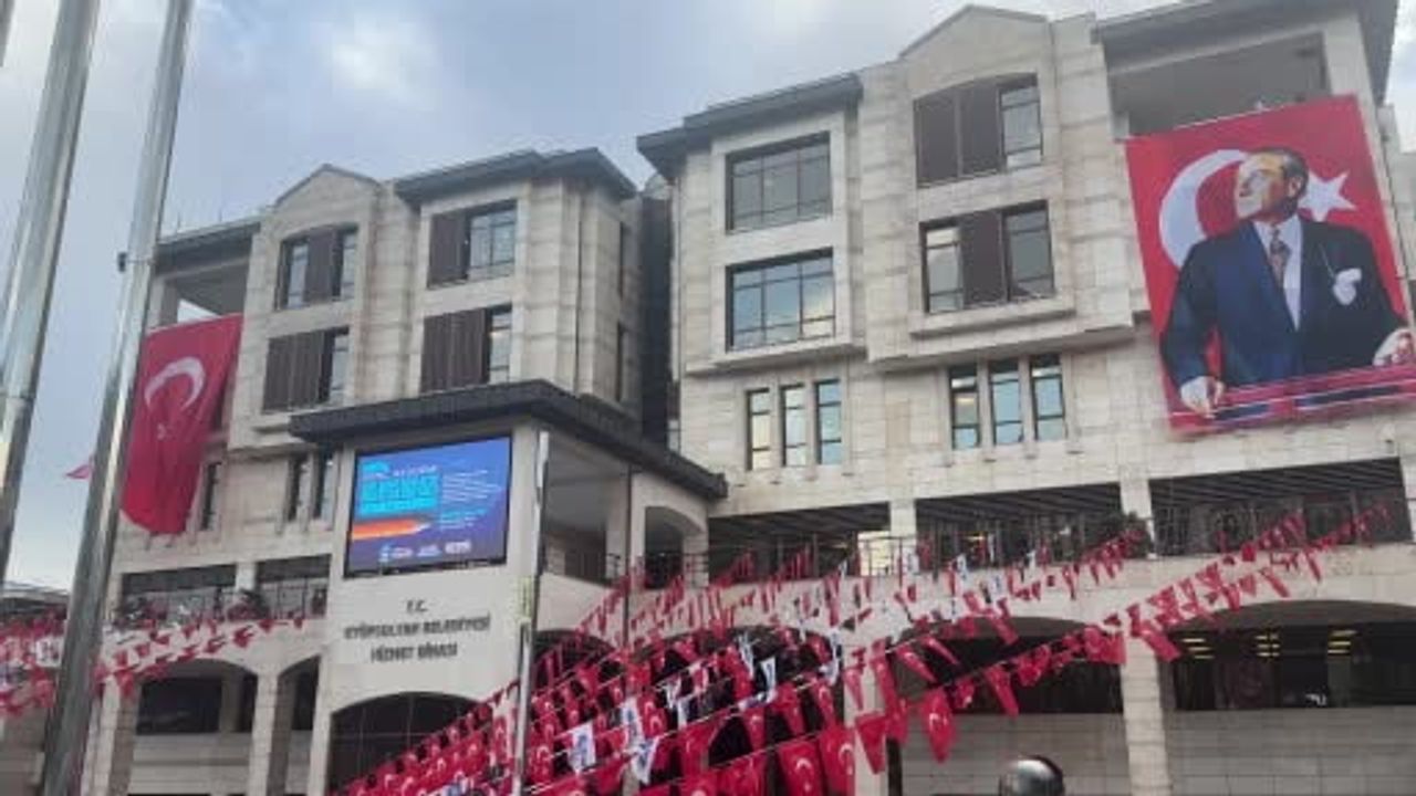 Operasyonun odağında Eyüpsultan Belediyesi: başkan Mithat Bülent Özmen dahil 28 gözaltı