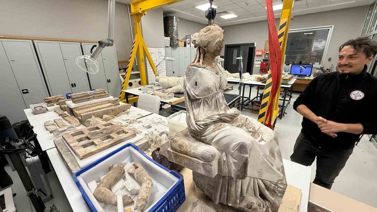 Ordu'dan İstanbul'a taşınan 2 bin yıllık Kibele heykeli restorasyona alındı
