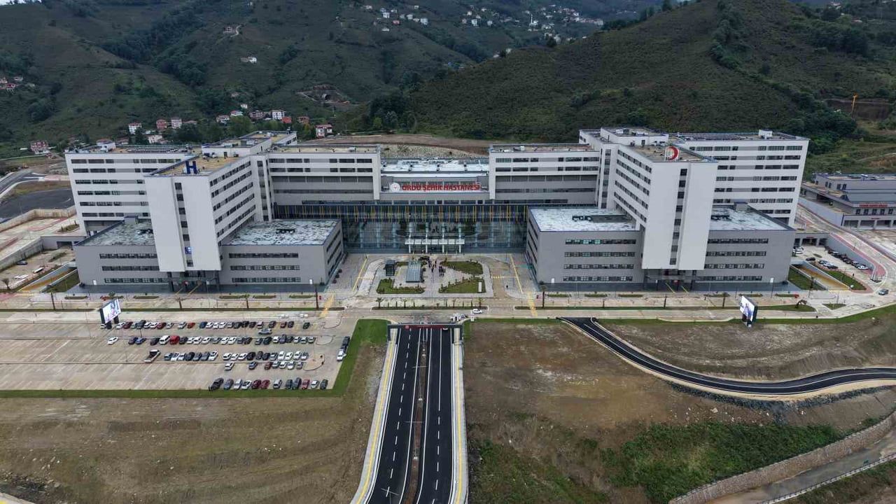 Ordu Şehir Hastanesi otoparkı 2 binden 4 bine genişliyor