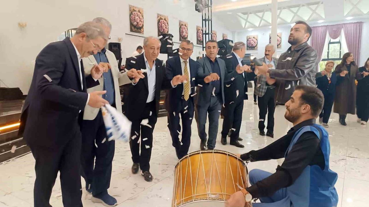 Ortak Akıl ve Mavi Liste: Van için birlik, güven ve hizmet vadediyoruz