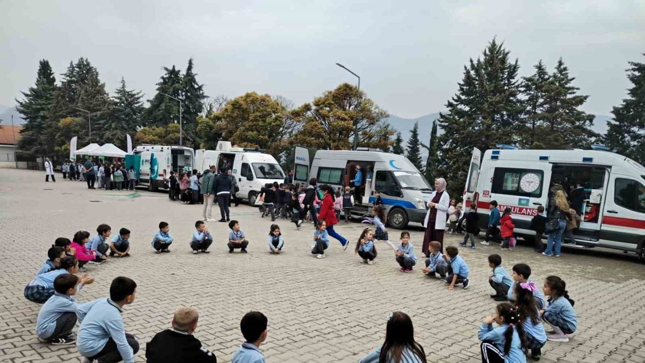 Osmaneli'de çocuklara sağlık bilinci aşılanıyor