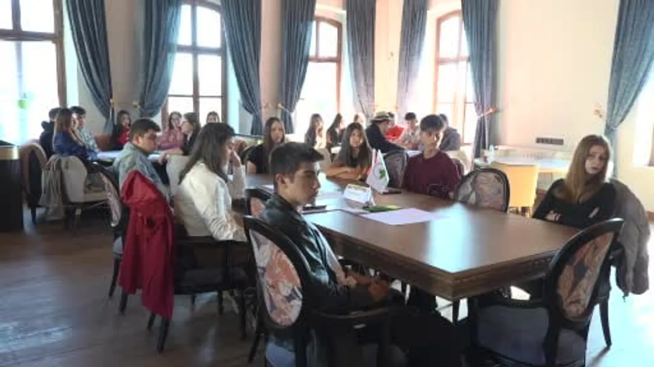 Osmangazi gençleriyle gıdanın yerel politikasını şekillendiriyor