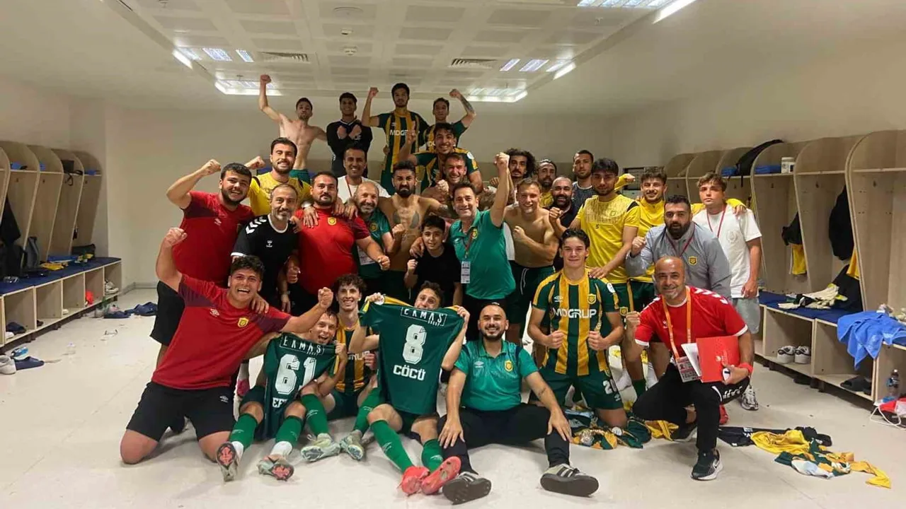 Osmaniyespor kafilesi galibiyet dönüşünde taşlı saldırıyla karşılaştı
