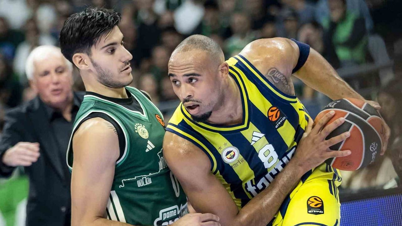 Panathinaikos deplasmanda Fenerbahçe'yi 92-74 yendi