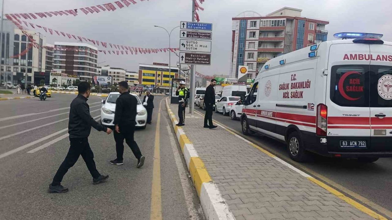 Paşabağı'nda yaya geçişi kazası: 16 yaşındaki çocuk ağır yaralandı