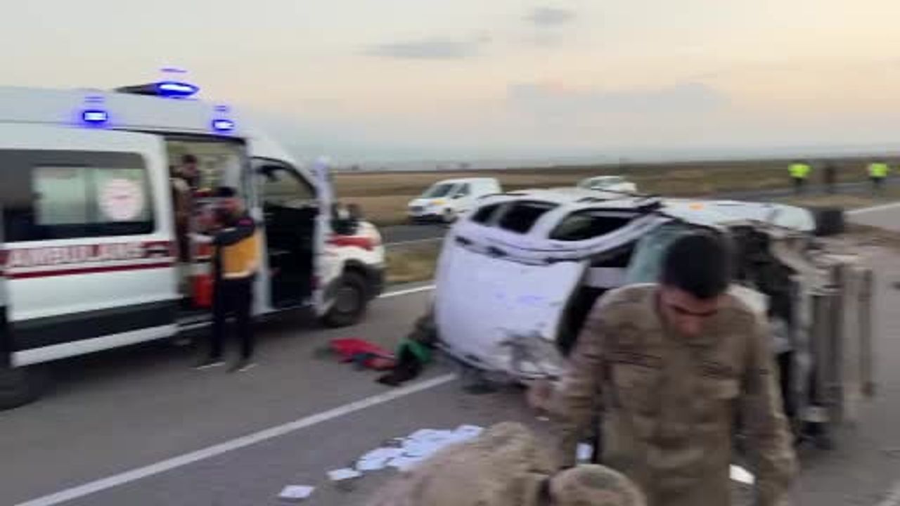 Patnos’ta takla atan otomobilde 7 kişi vardı: 1 ağır yaralı