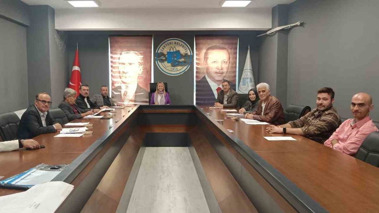 Pazaryeri'de bazı hizmet ücretleri sabit kaldı, diğerlerine yüzde 32 artış geldi