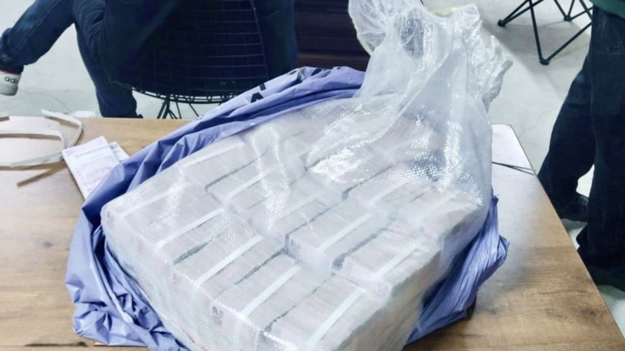 Pendik'te çuvallarda 3 milyon 912 bin 800 lira bulundu: Mizan Operasyonu'nda yeni yakalama