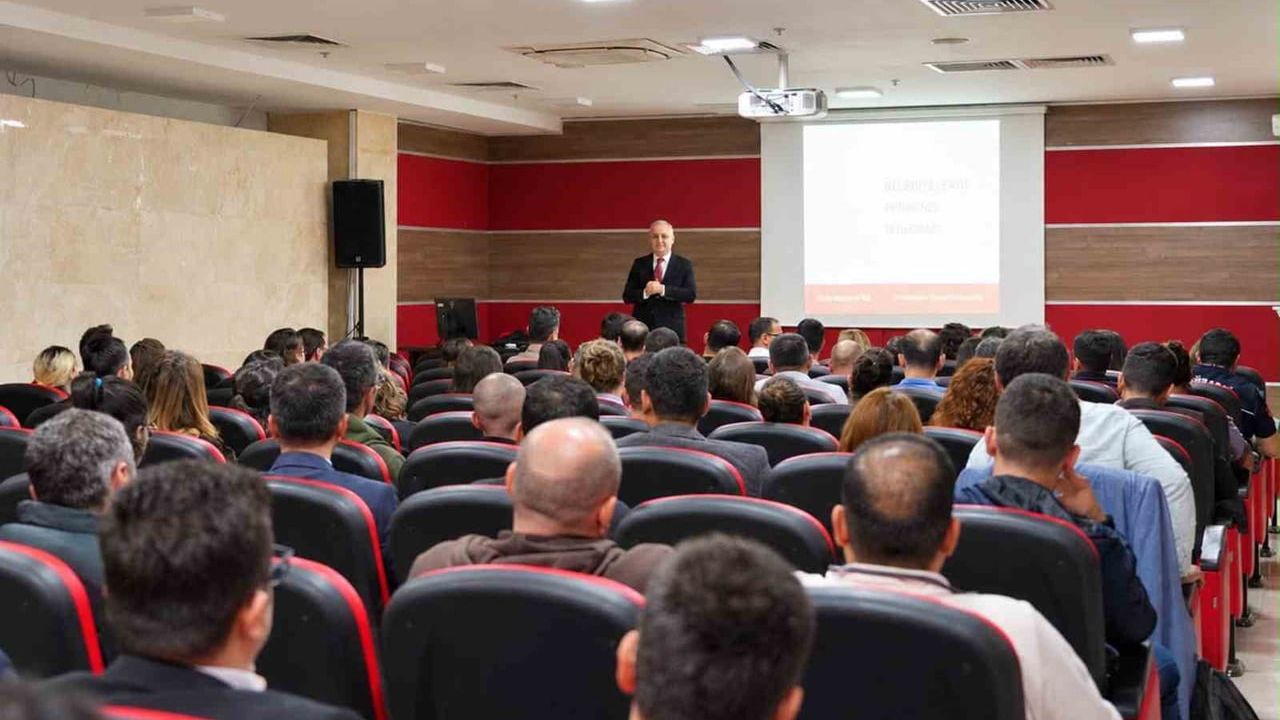 Personeline mevzuat eğitimi veren MUSKİ uygulama sorunlarına çözüm aradı