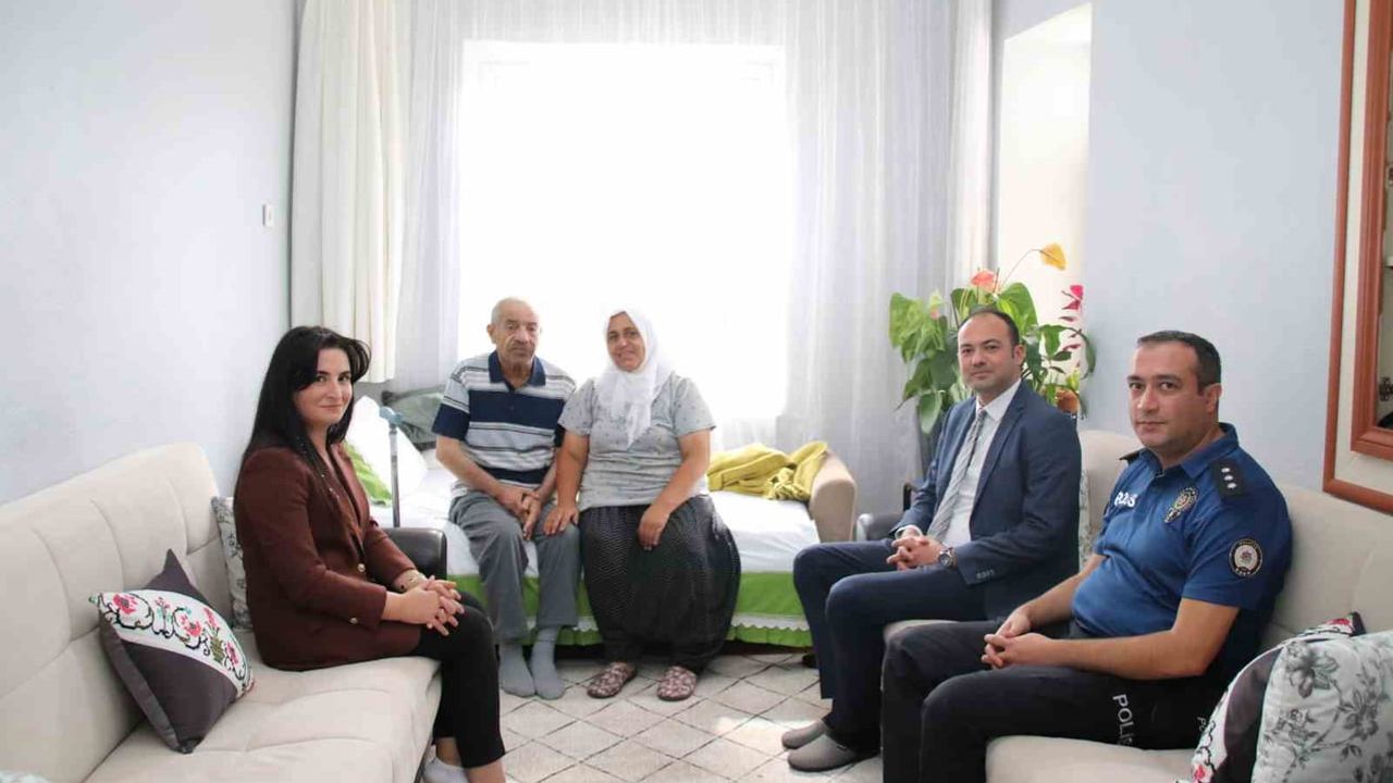 Pütürge’de kapı kapı dinleme: yaşlı ve hasta vatandaşların ihtiyaçları yerinde tespit edildi