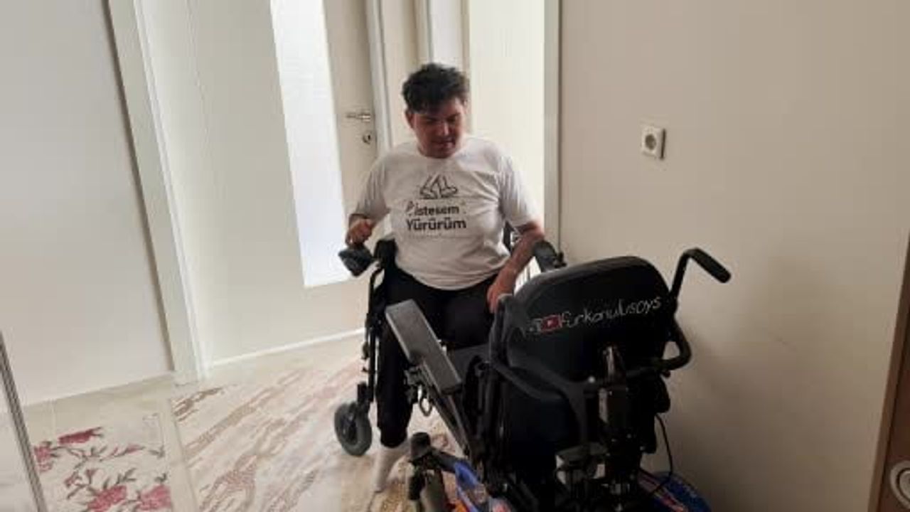 rampa yok, güvence yok: depremde asansöre mahkûm olan engelli genç