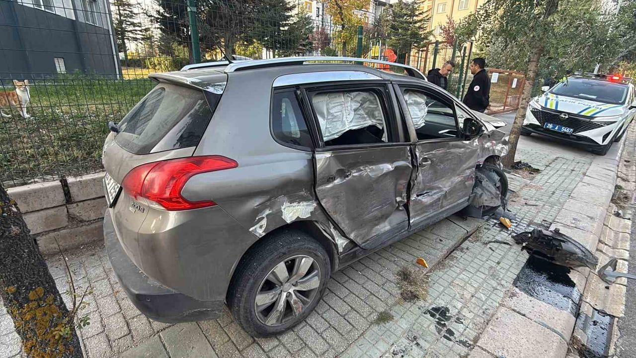 Refüjü aşan suv hurdaya döndü: alkollü sürücü 0.89 promil çıktı, 1 kişi yaralandı