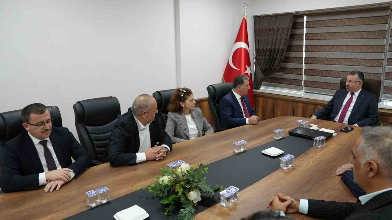 Rektör Kırışık KBÜ ve KTSO iş birliği olanaklarını ele aldı