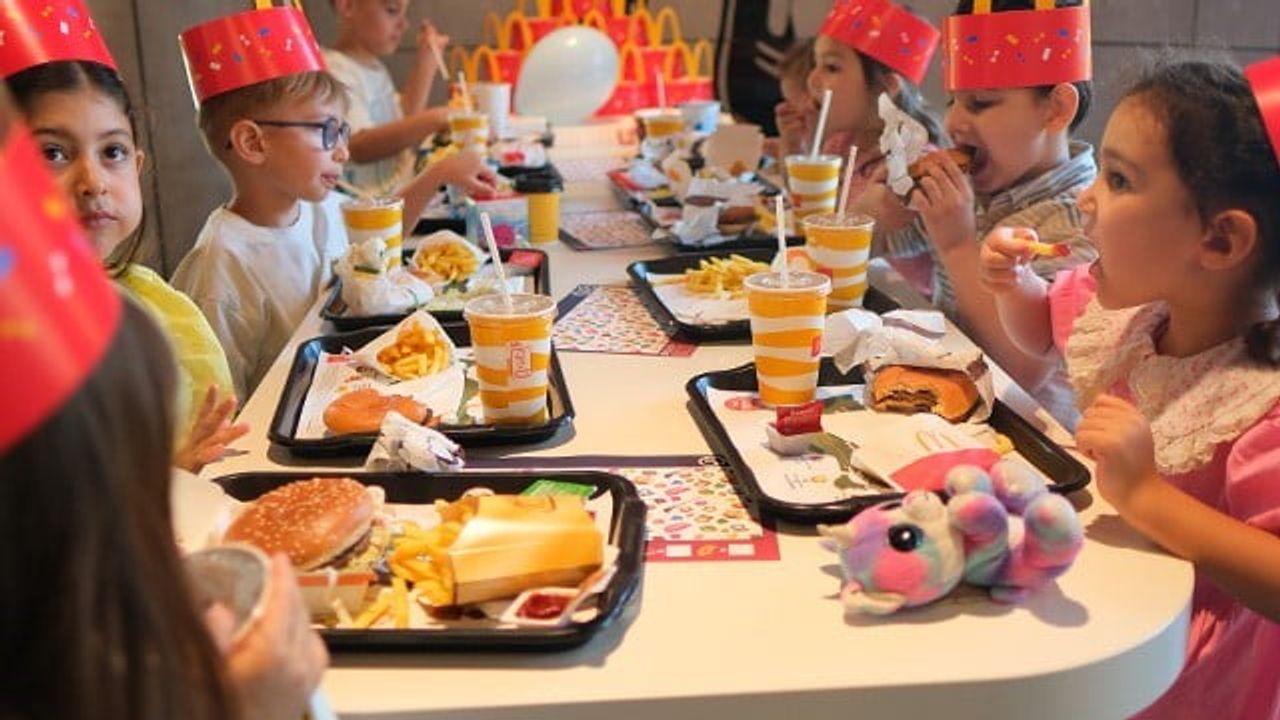 Restoranlarda planlı anlar: McDonald’s Türkiye doğum günlerine ev sahipliği yapıyor
