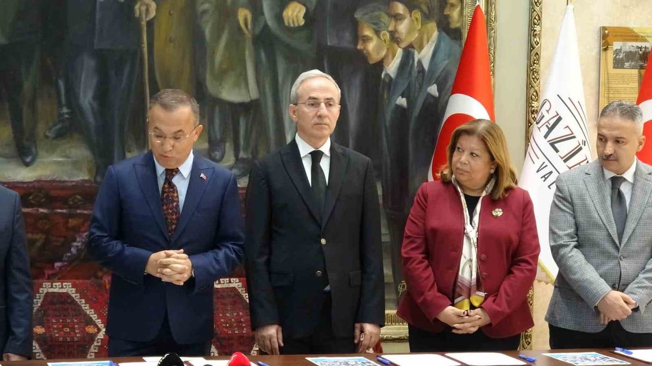 Şahinbey'de onuncu kitap günleri 151 yazar ve 176 yayıneviyle başlayacak