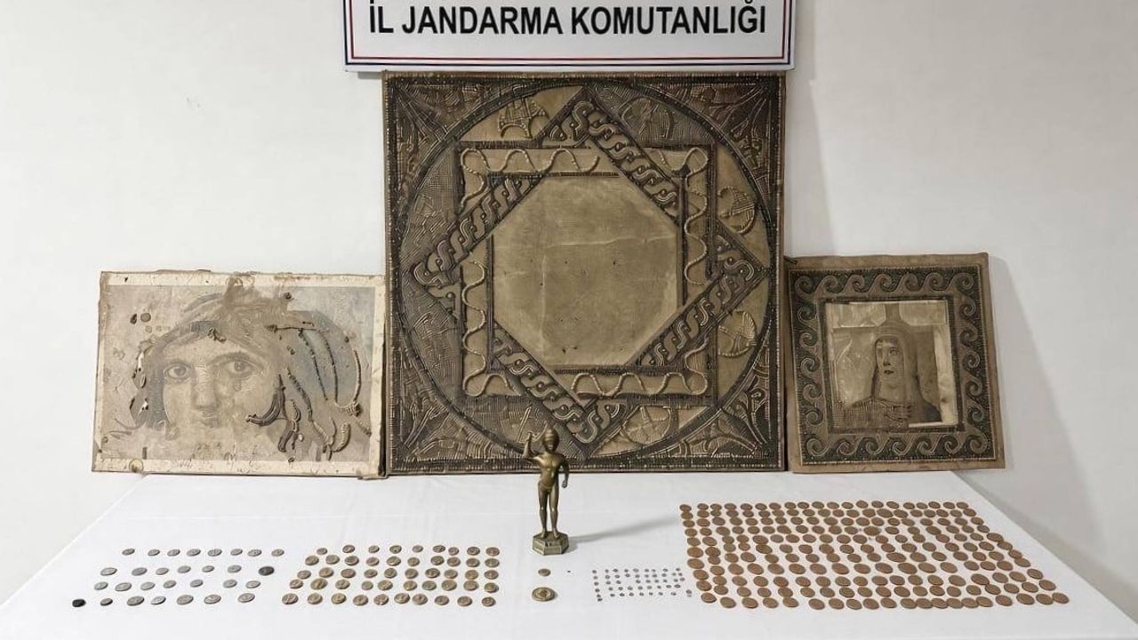 Sahte tarihi eserler piyasaya sürülmeden jandarma müdahalesi