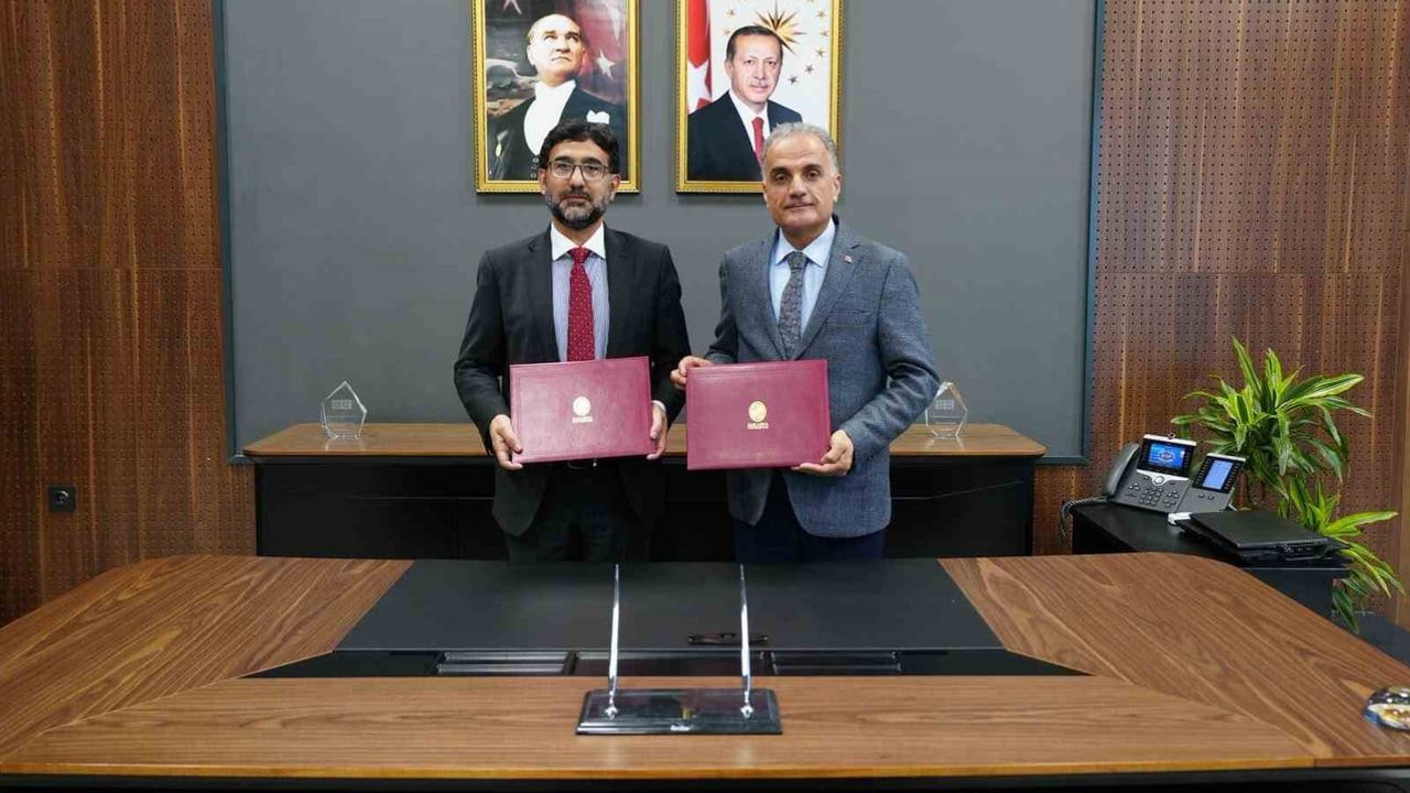 Sakarya Üniversitesi ile IMSciences eğitim ve araştırmada kalıcı ortaklık için anlaştı