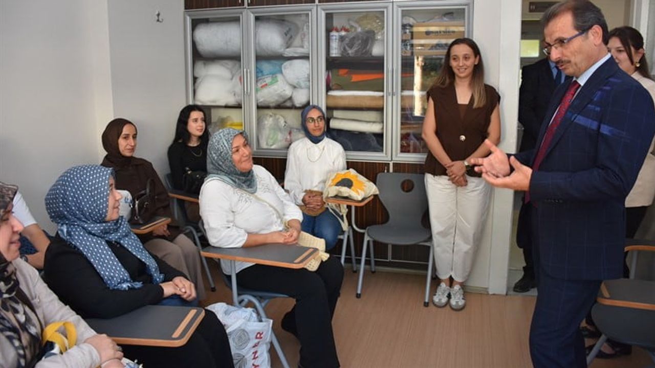 Salihli'de kadın dayanışması büyüyor: ADEM mesleki eğitimle öne çıkıyor