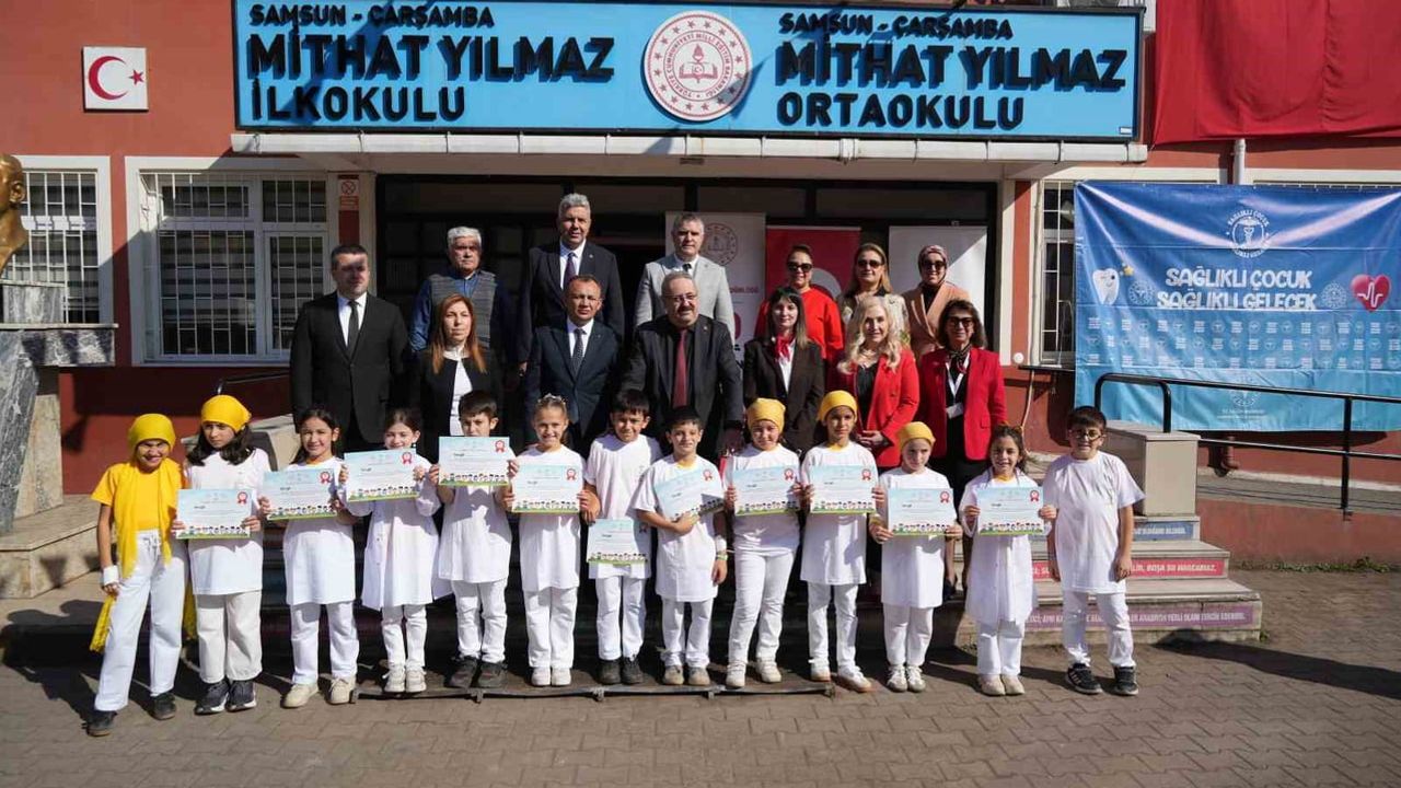 Samsun'da ilkokul öğrencileri sağlık elçisi olarak eğitildi