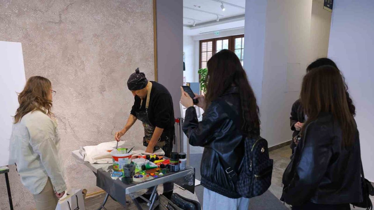 Samsun'da sanatın kentle buluşması: 1. Samsun Sanat Çalıştayı açıldı