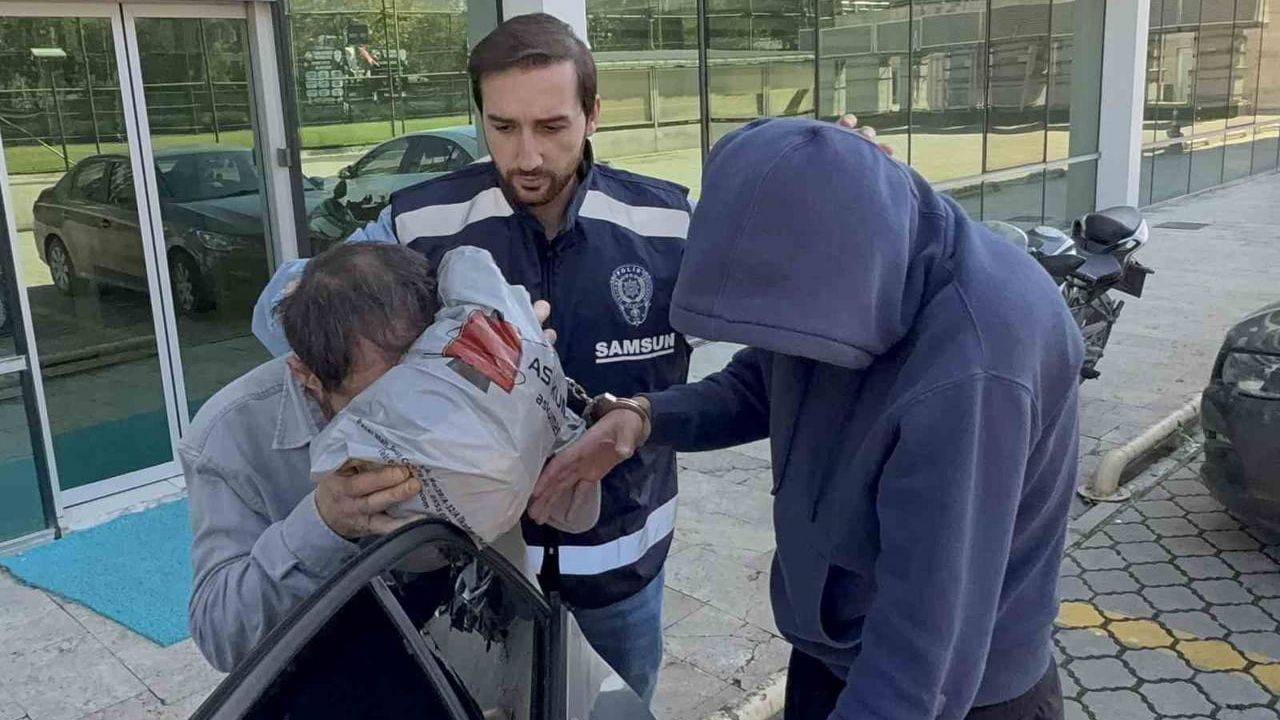 Samsun'da takip sonucu iki zanlı uyuşturucu suçundan tutuklandı