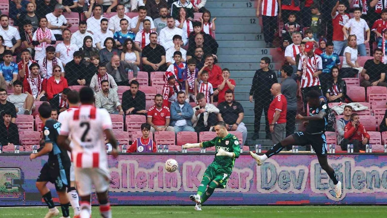 Samsun’da Trabzonspor üstünlüğü: ilk yarı 3-0