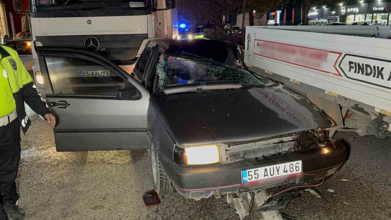 Samsun'da zincirleme kaza: düğüne giden anne ve 4 yaşındaki oğlu yaralandı